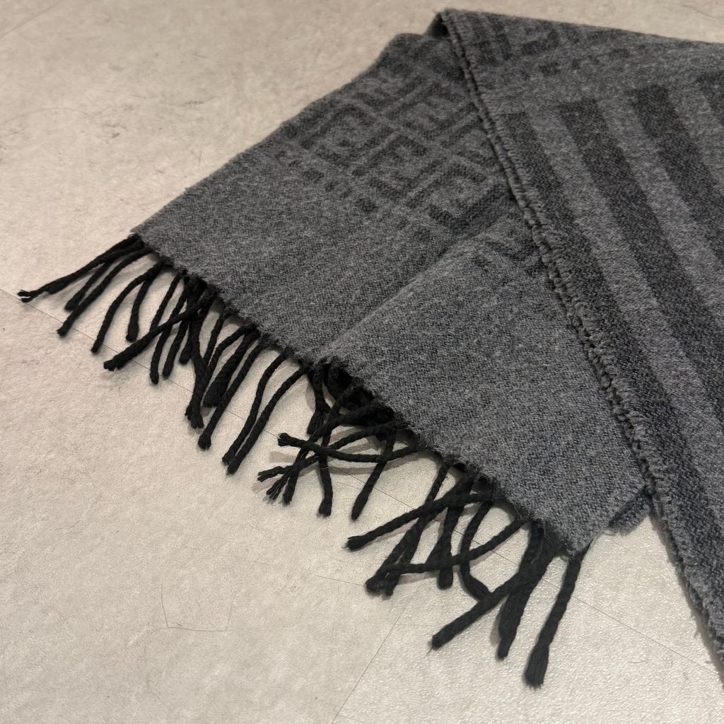 FENDI フェンディ Striped Scarf スカーフ マフラー グレー系【表参道
