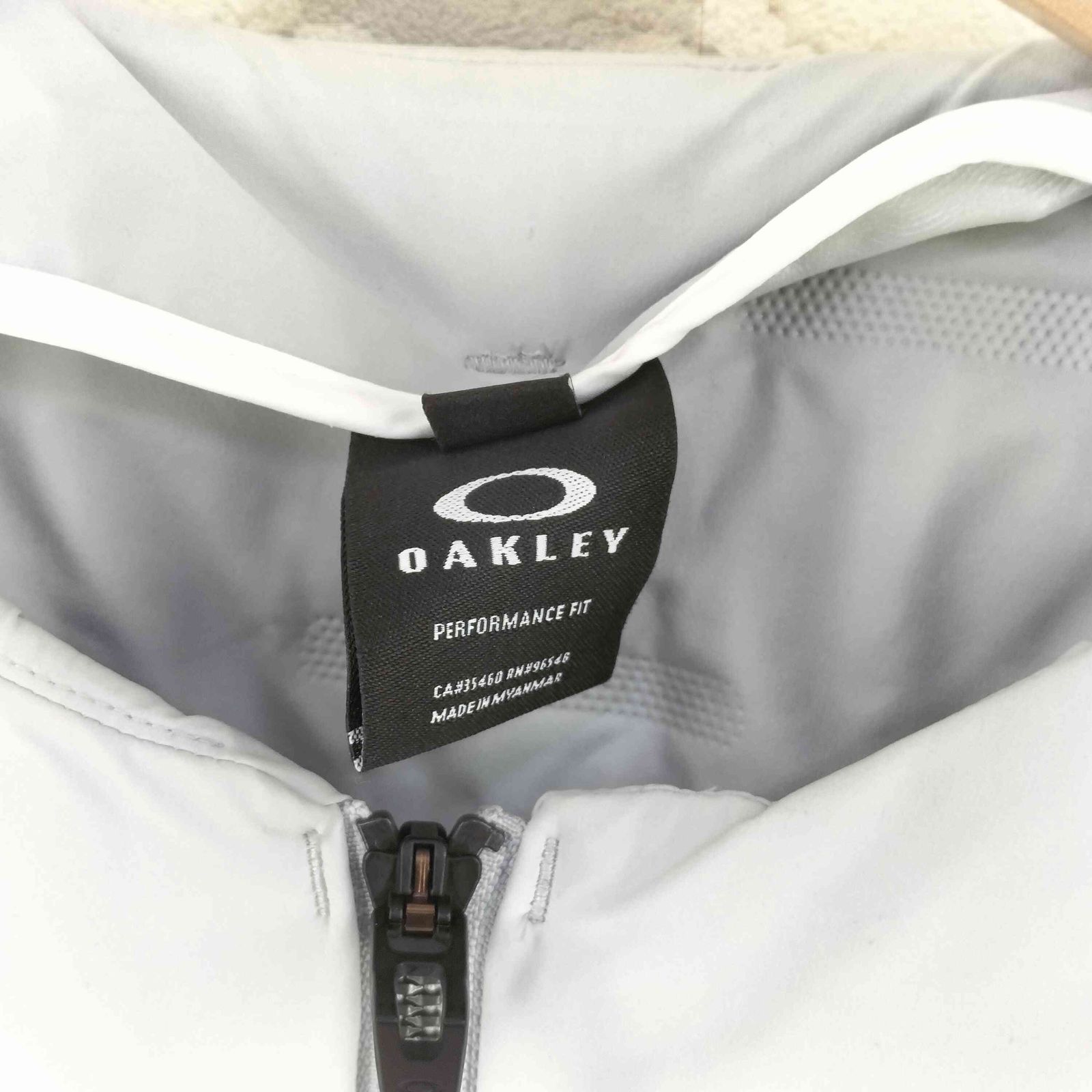 オークリー OAKLEY skull synchronism pinsonic 中綿 ジャケット