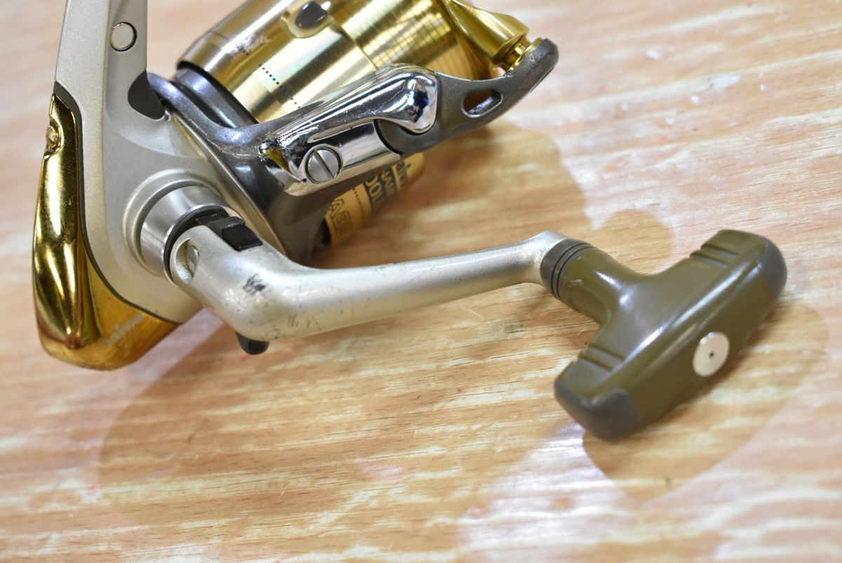 ダイワ トーナメント Z 2500LBCD DAIWA TOURNAMENT スピニングリール