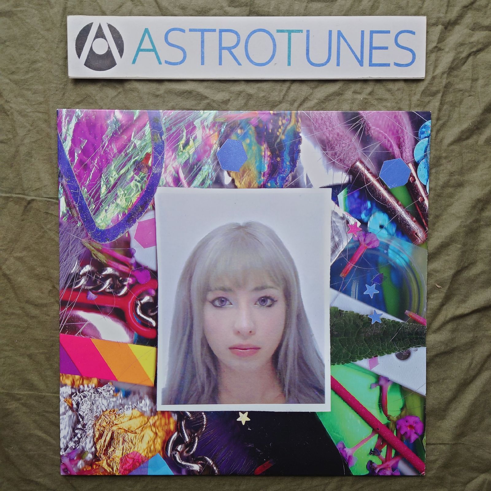 美盤 美ジャケ 激 2018年 欧州盤 オリジナル盤 ケロ ボニート Kero Bonito LPレコード Time n Place ASTROTUNES