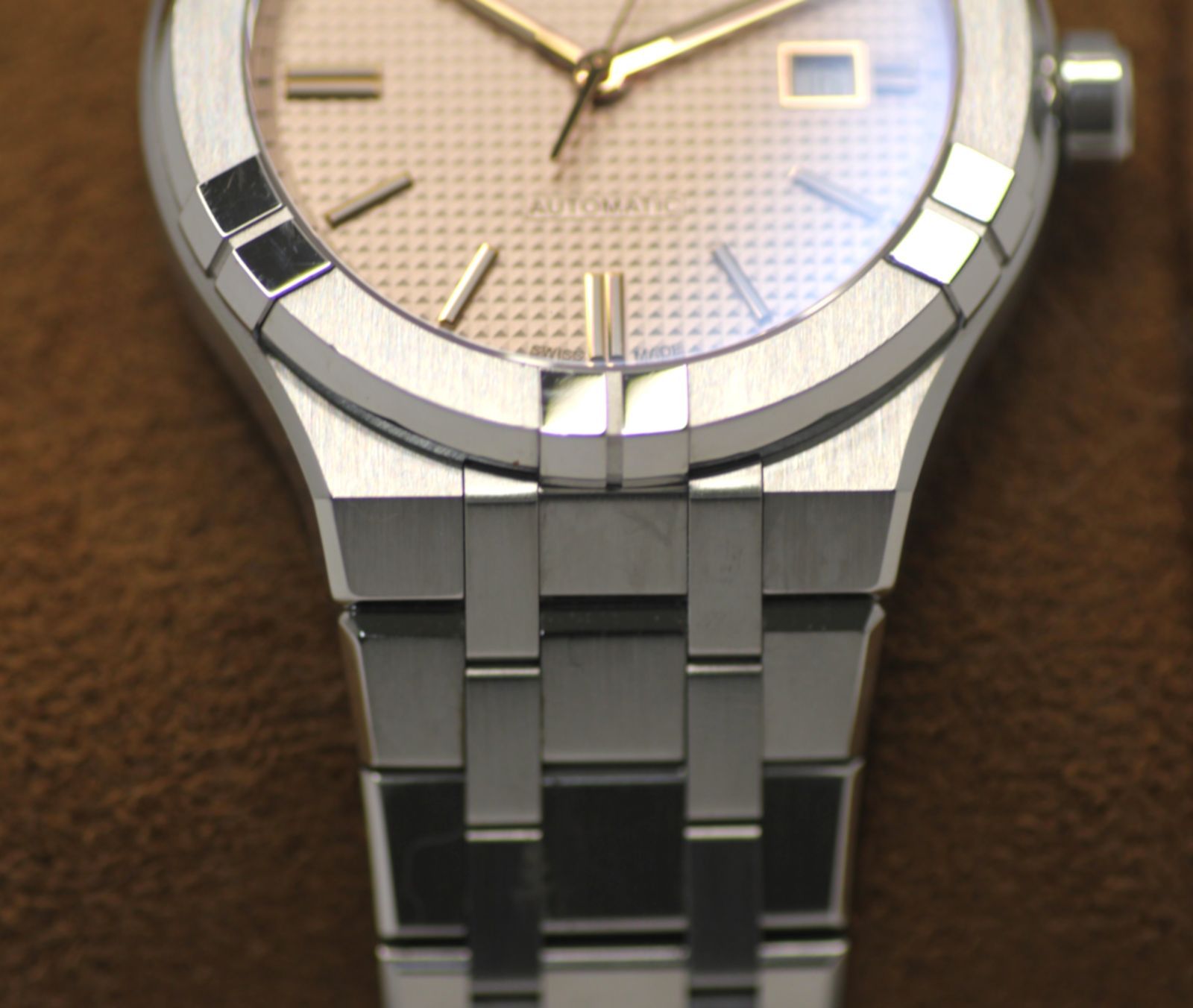  モーリスラクロア アイコン エクリュ文字盤 高検索ワード 自動巻き時計 腕時計(アナログ)