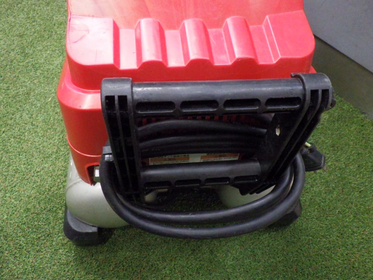 カバー割れ少あり マキタ