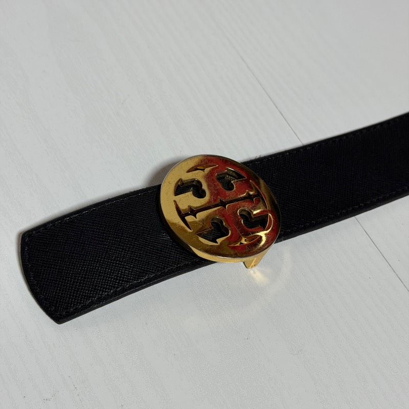 TORY BURCH トリーバーチ レザーベルト ゴールドロゴ金具 ブラック
