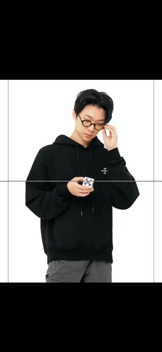 み73 シリカゲル フードTシャツ ハン ハンジュ チュンチュ ゴンジェ ウンヒ