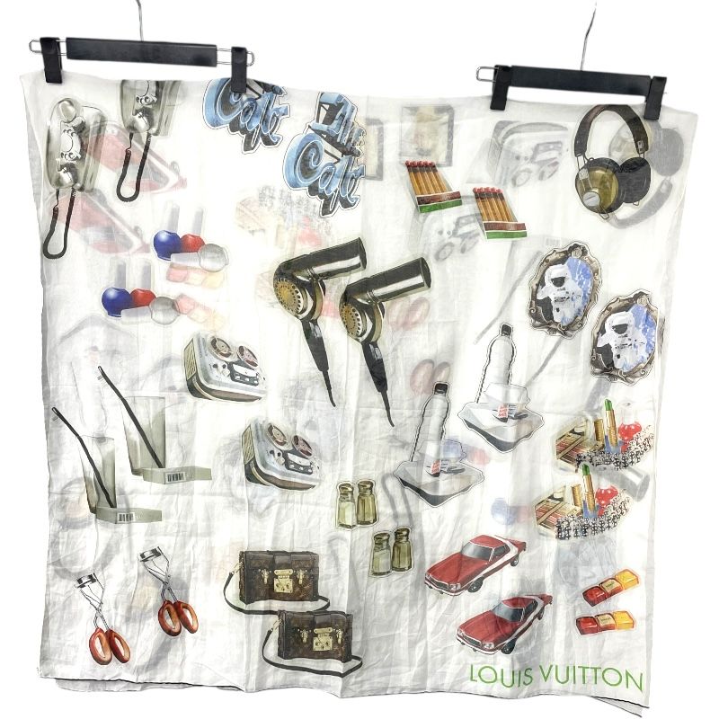 【未使用　美品　箱無し】ルイ・ヴィトンのスカーフ LOUIS VUITTON（ルイ・ヴィトン） LOUIS VITTON スカーフ コスミック