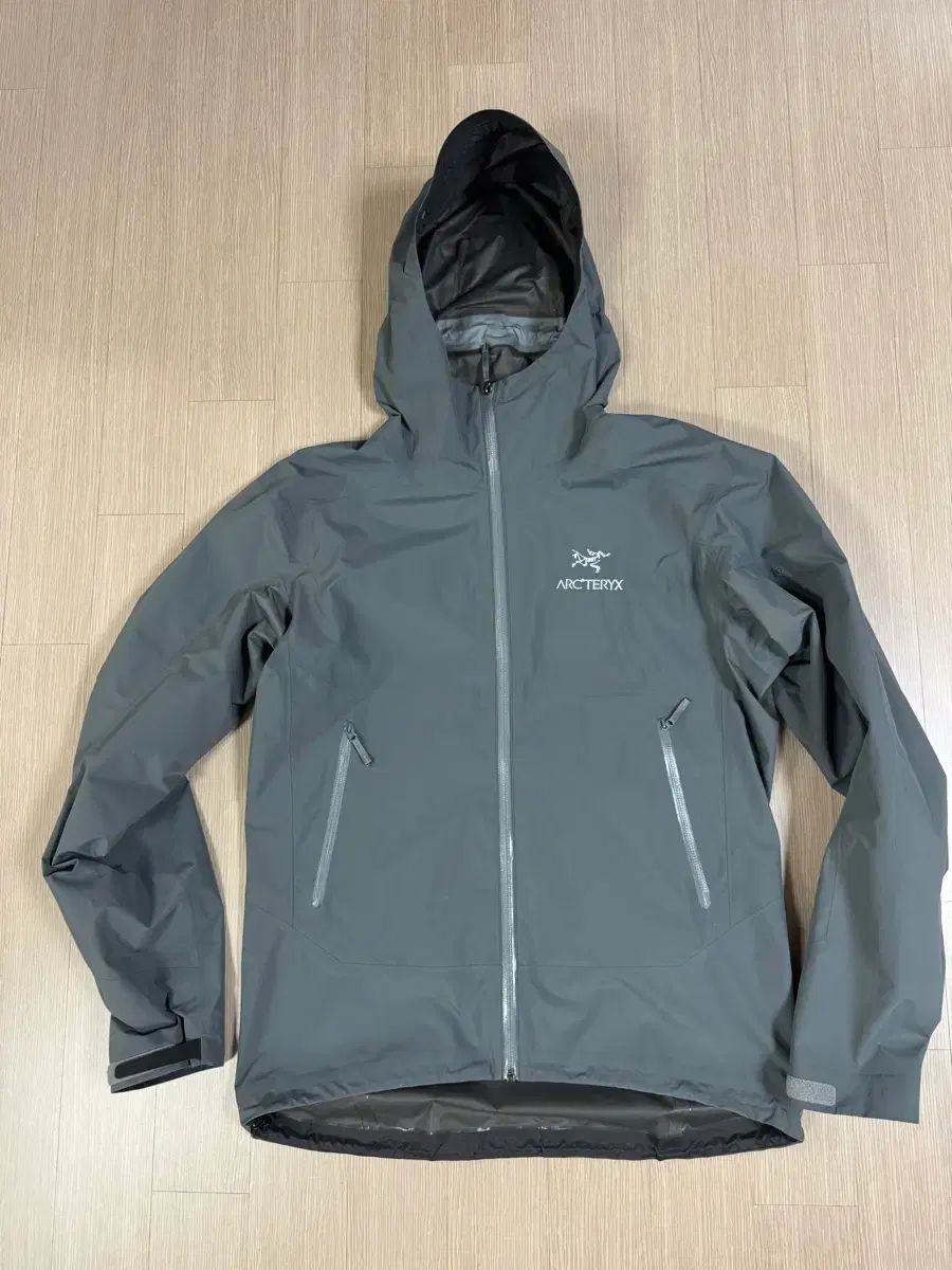 アークテリクス ZETA SL ジャケット マイクロチップ M