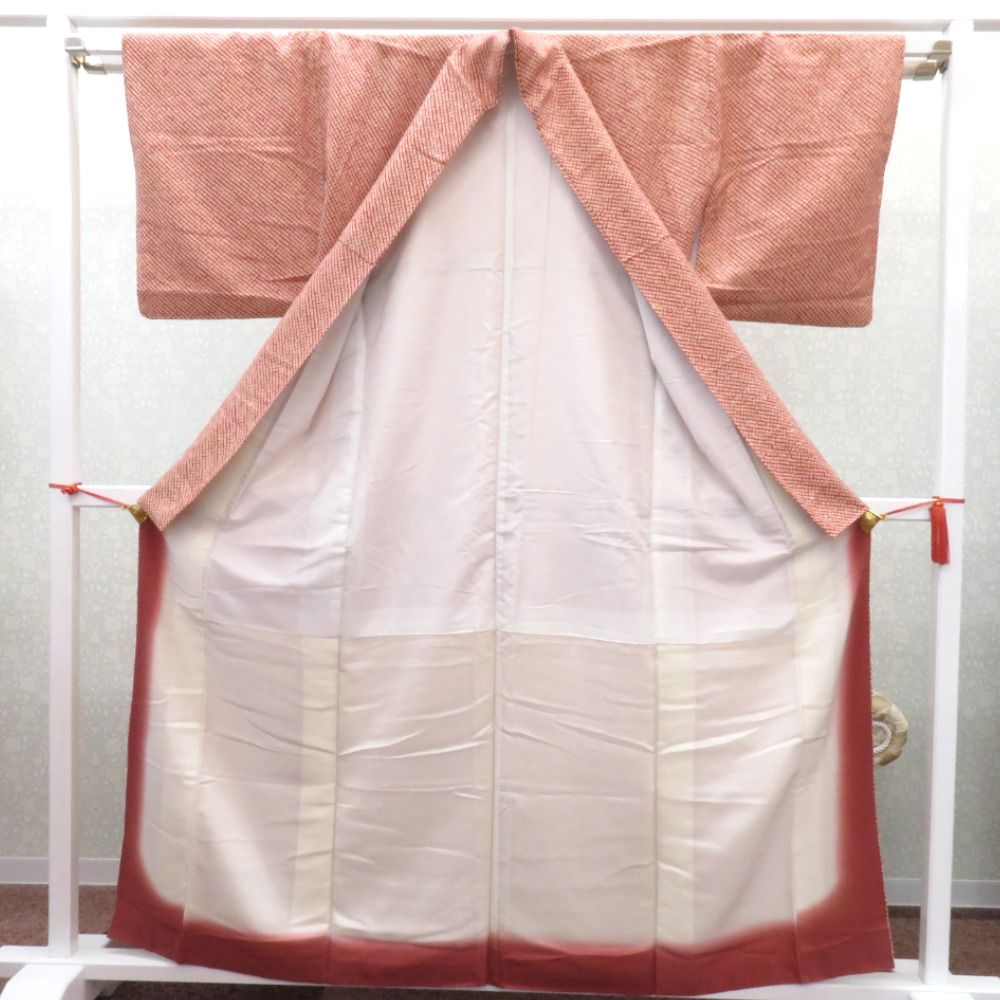 小紋 袷 茶×白 絞り模様 総絞り 正絹 広衿 仕立て上がり着物  身丈161.1cm【中古】 小紋 袷 茶×白 絞り模様 総絞り 正絹 広衿 仕立て上がり着物 身丈161.1