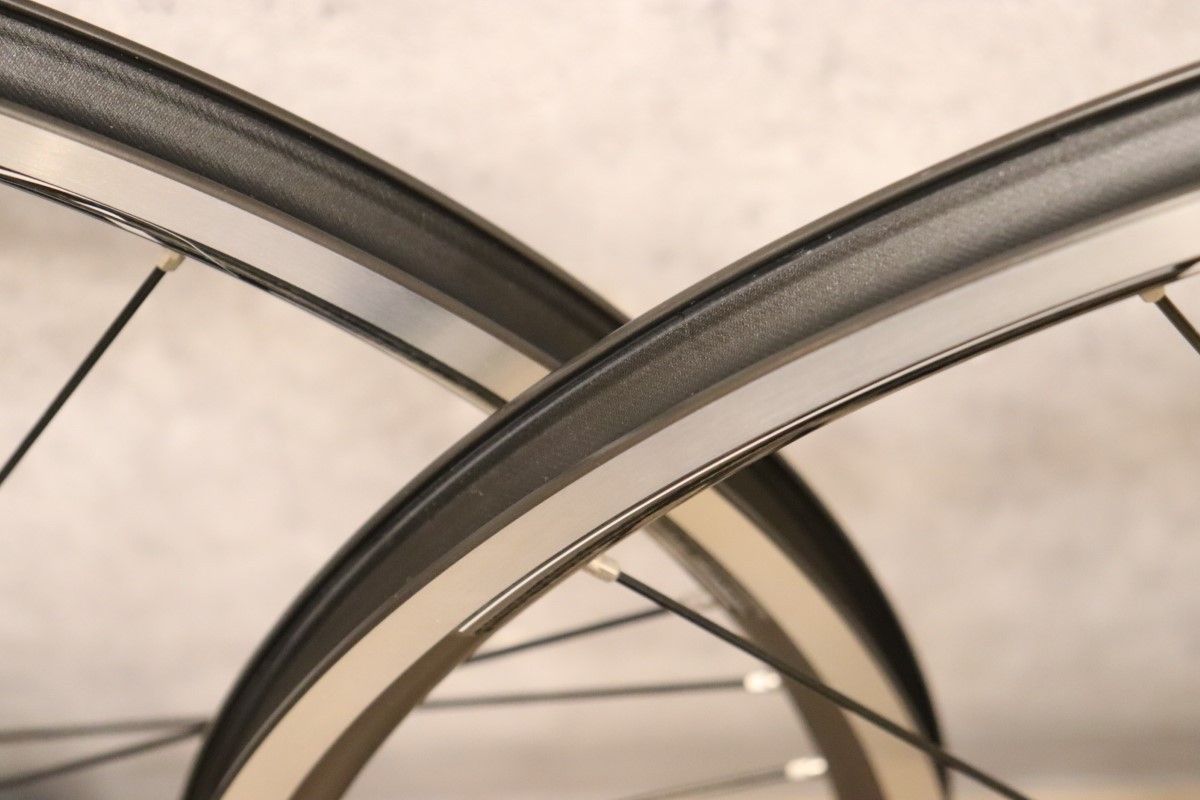 カンパニョーロ CAMPAGNOLO カリマ CALIMA クリンチャー アルミ