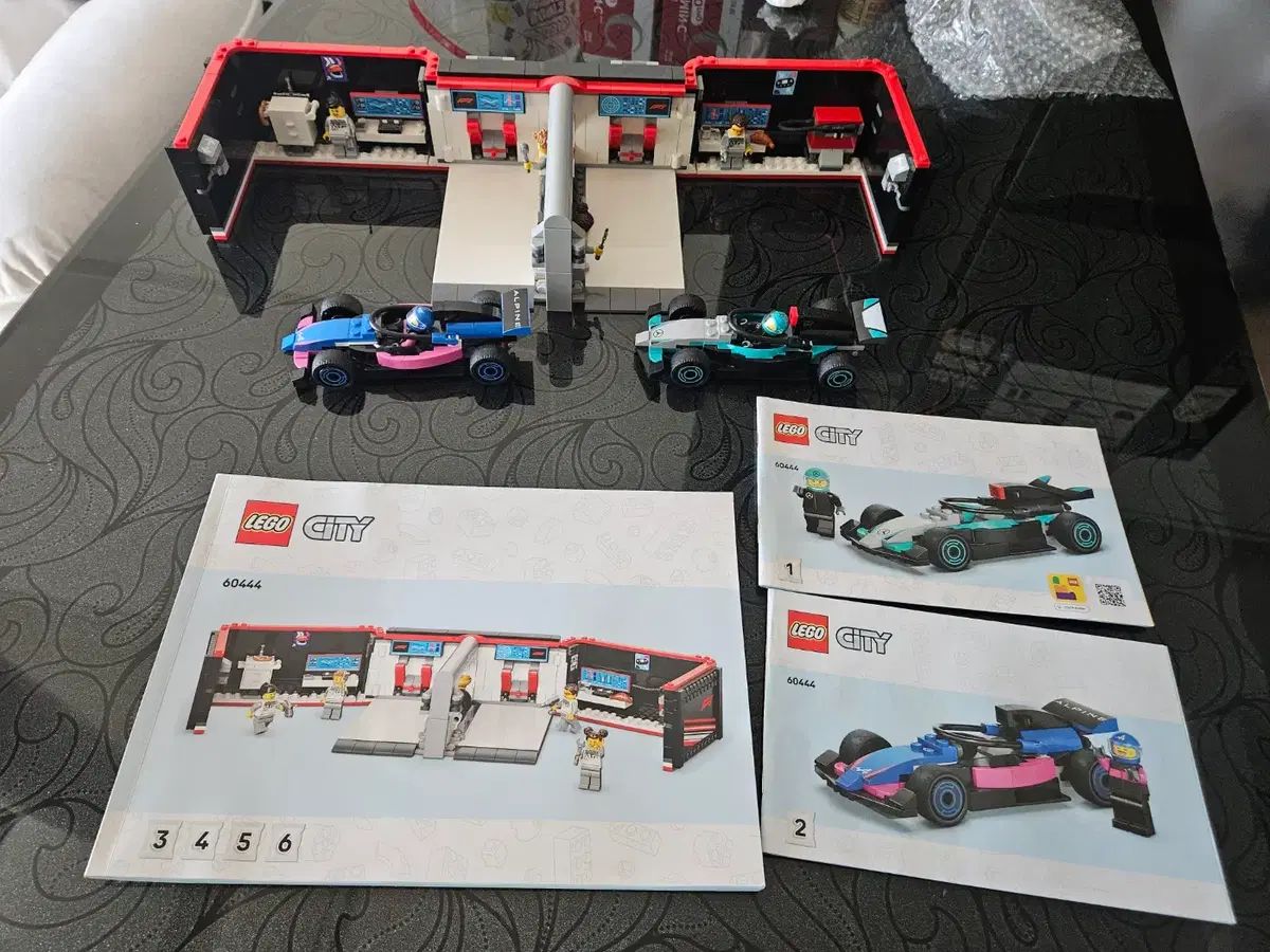 LEGO 60444 F 1整備場 Mercedes-AMG - Alpine 廃盤