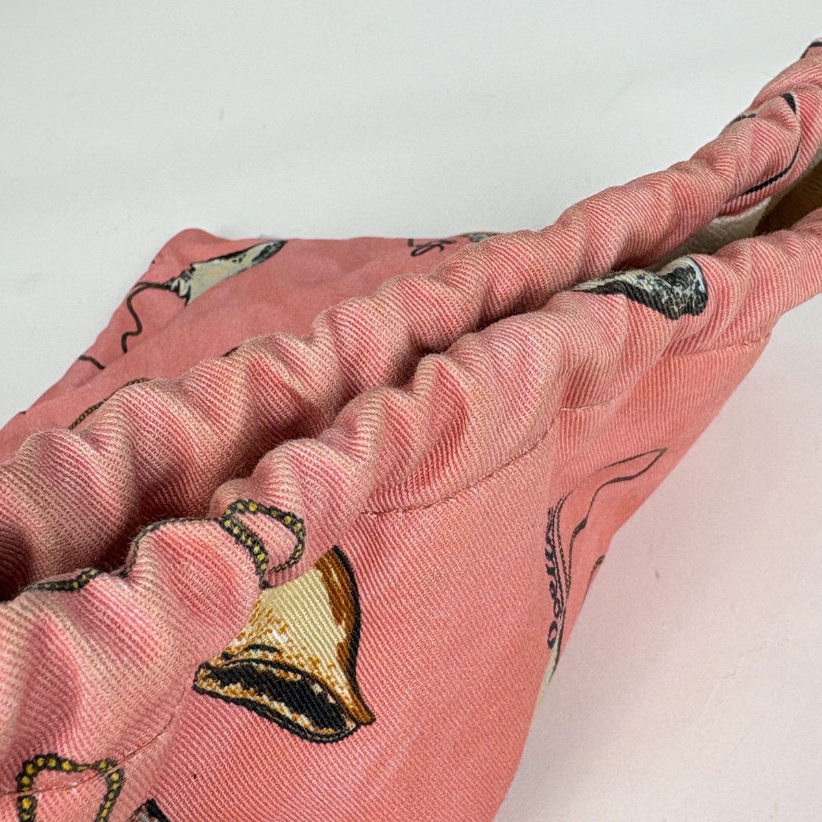 ロエベ LOEWE ドローストリング ポーチ 巾着 パウラズイビザ