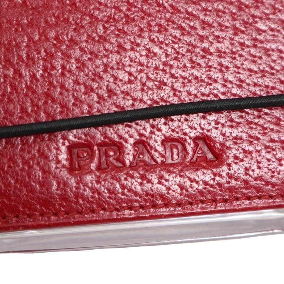 PRADA プラダ パスポートケース 赤 レザー 本革 トラベル 出張 旅行