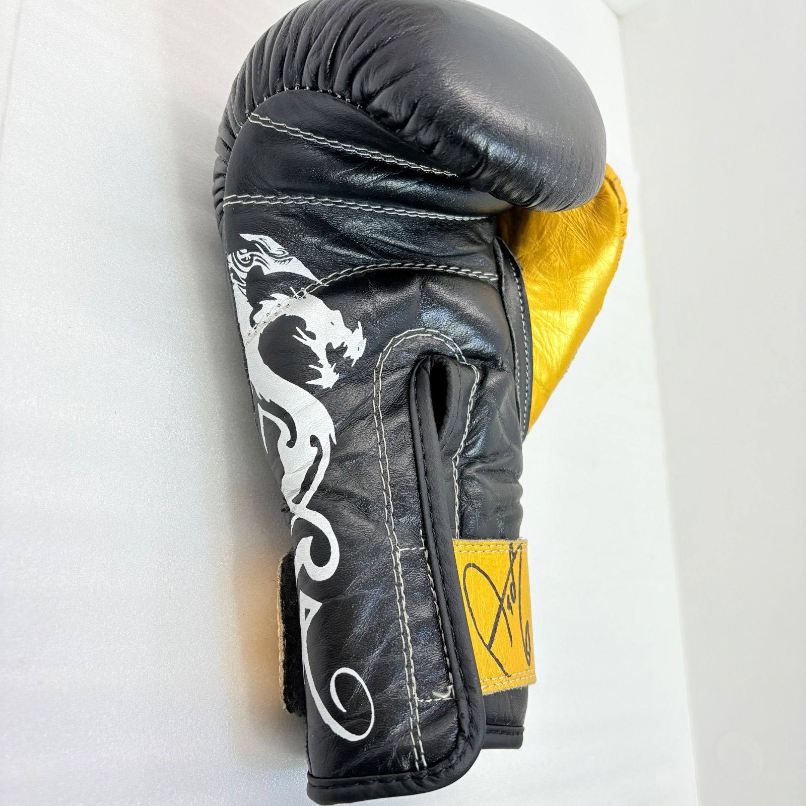 サイン入り】那須川天心 ISAMI イサミ 天心グローブ 本革製 🥚 - メルカリ