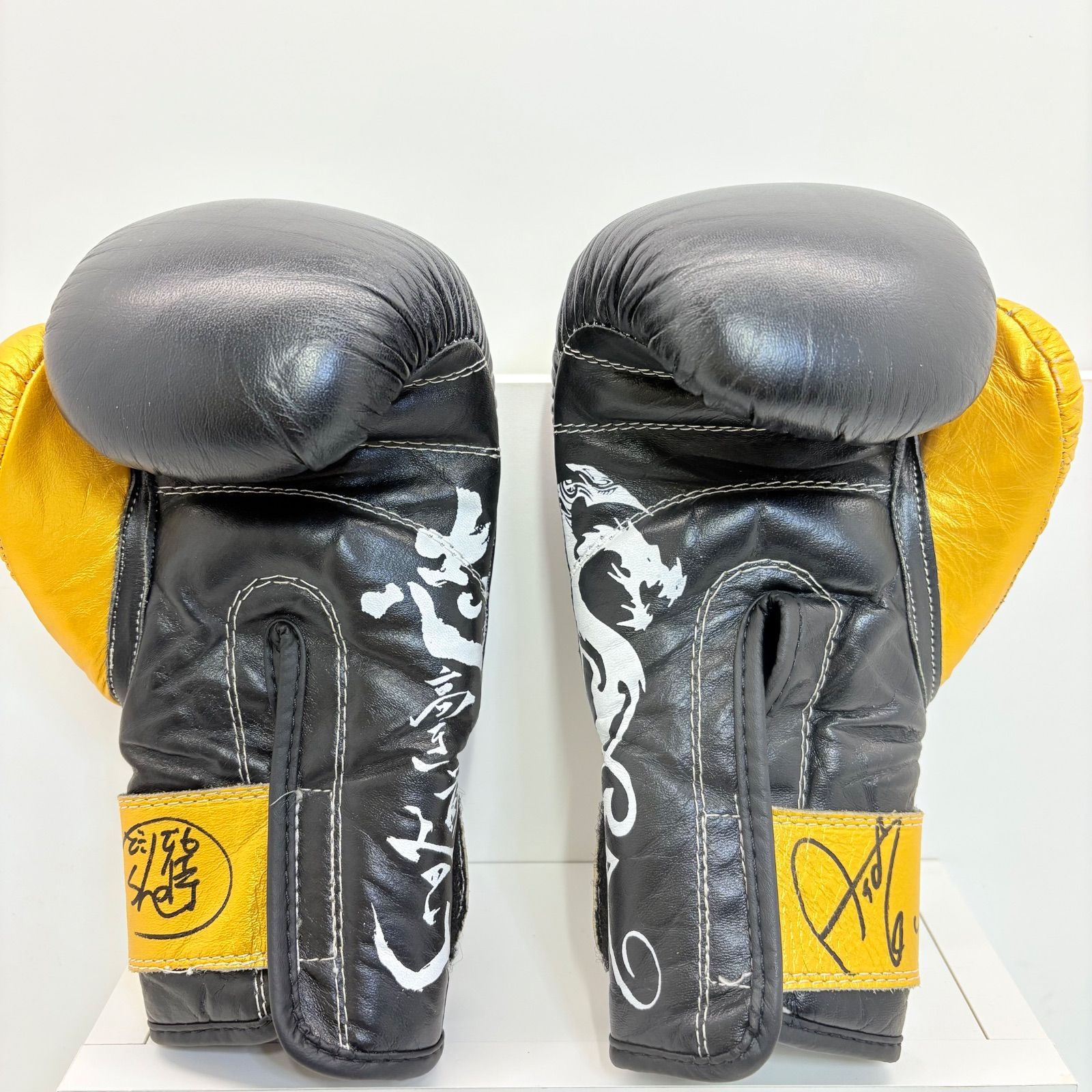 サイン入り】那須川天心 ISAMI イサミ 天心グローブ 本革製 🥚 - メルカリ