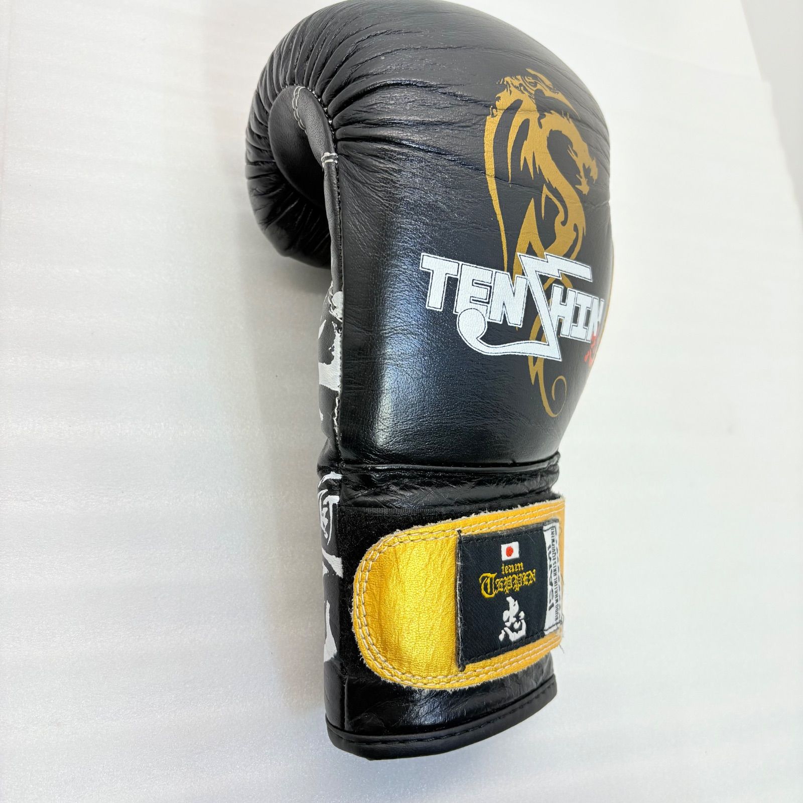 サイン入り】那須川天心 ISAMI イサミ 天心グローブ 本革製 🥚 - メルカリ