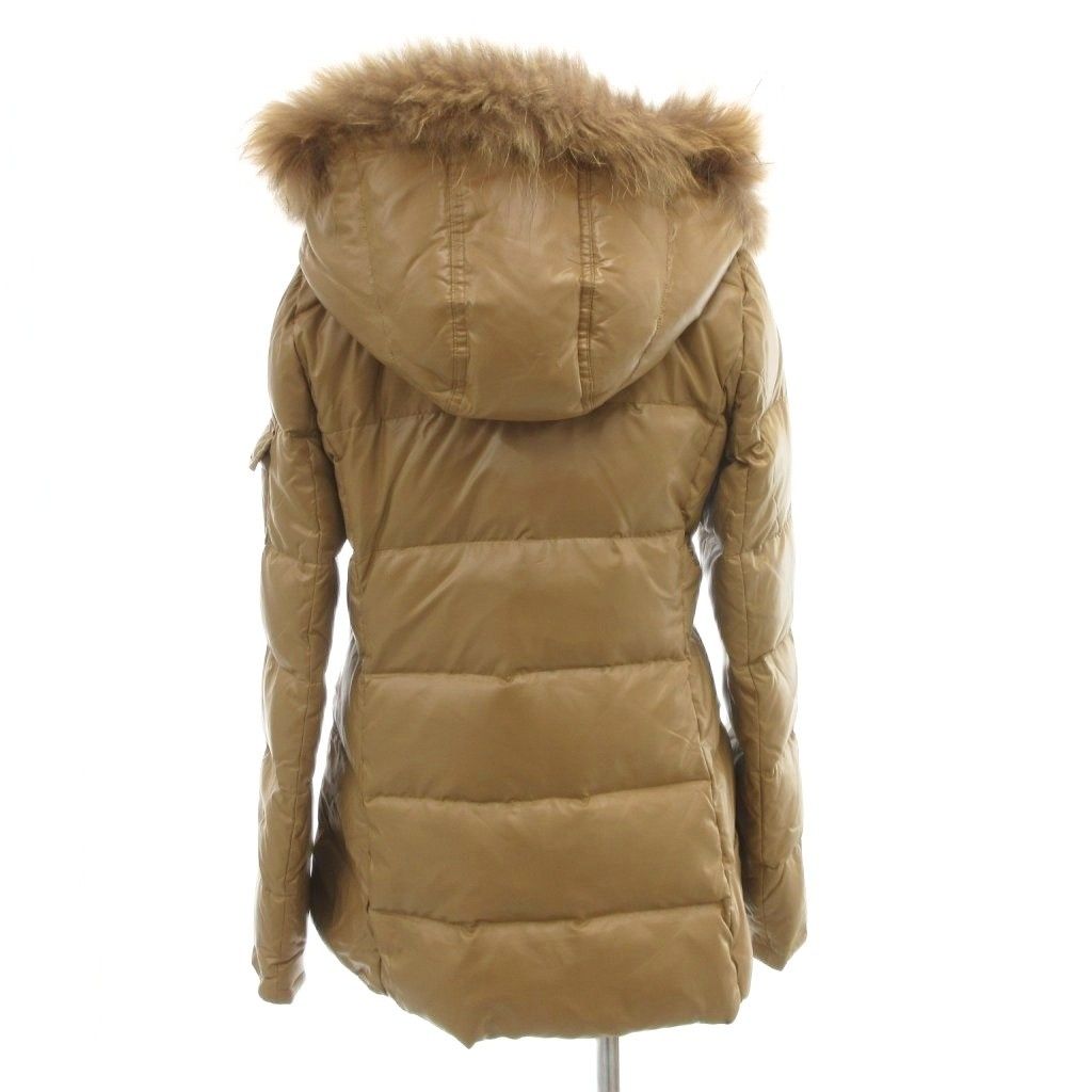 バーバリーブルーレーベル　ダウンジャケット　ラクーンファー　茶色　Mサイズ バーバリーブルーレーベル BURBERRY BLUE LABEL ダウンジャケット