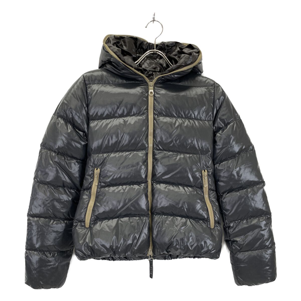 DUVETICA デュベティカ ﾌﾞﾗｯｸ Thia ﾌﾙｼﾞｯﾌﾟﾌｰﾃﾞｯﾄﾞﾀﾞｳﾝｼﾞｬｹｯﾄ 40