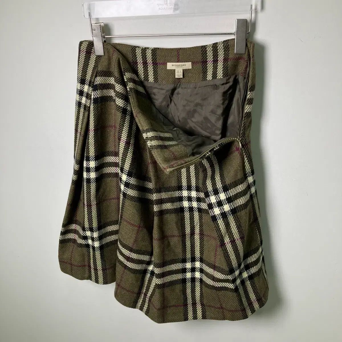 バーバリー ロンドン ノバ チェック プリーツ ウールブレンド スカート