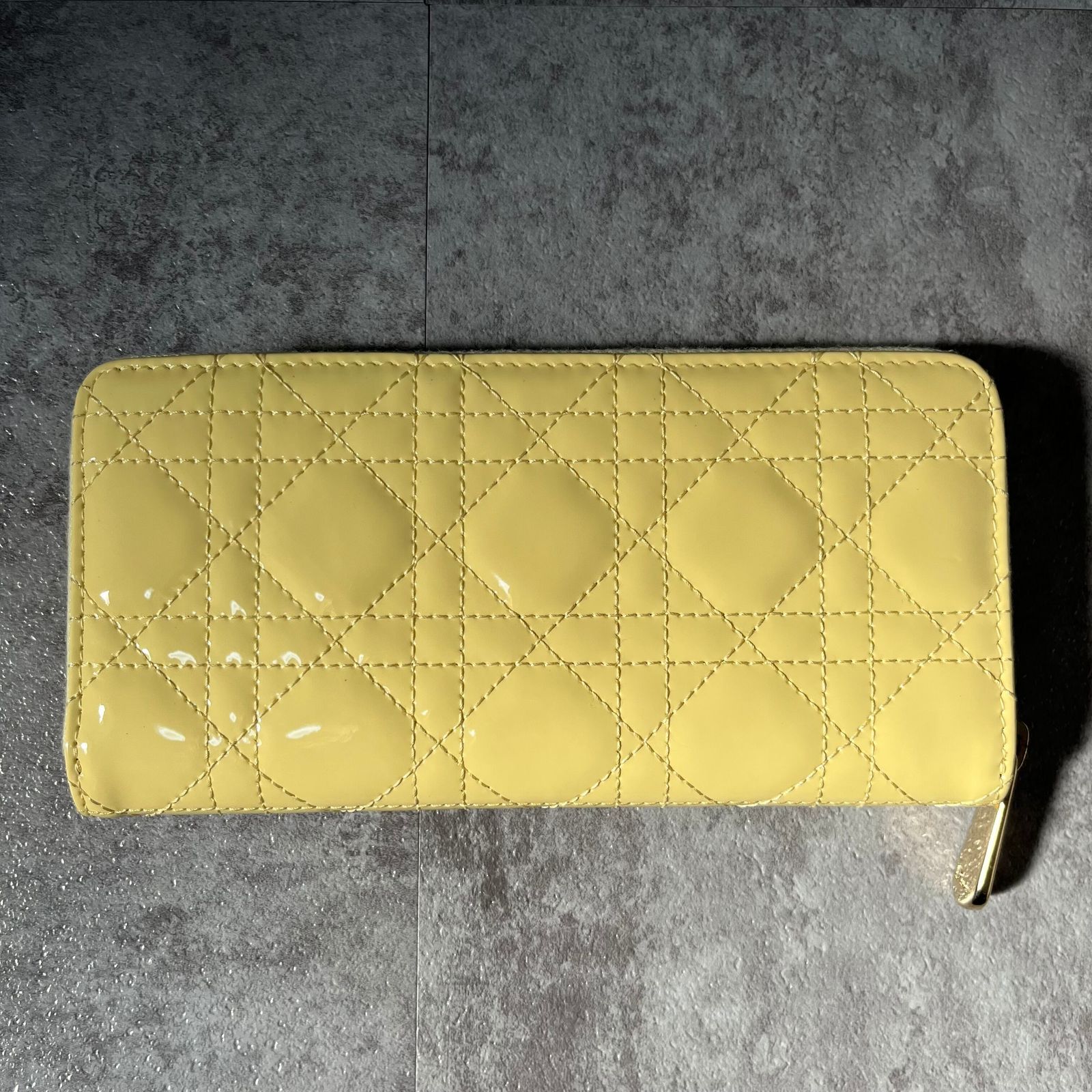 Christian Dior】クリスチャンディオール 長財布 ラウンドファスナー