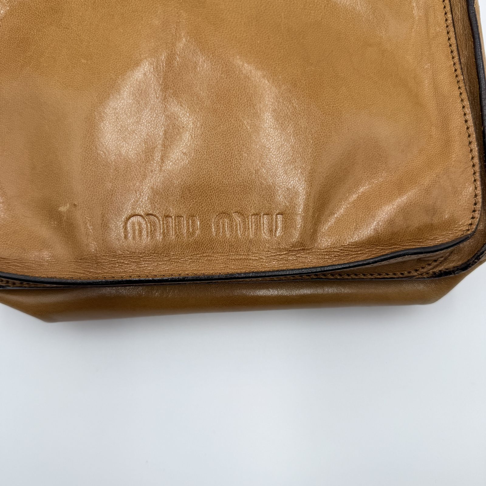 MIU MIU（ミュウミュウ） 90sアーカイブ レザー ショルダーバッグ