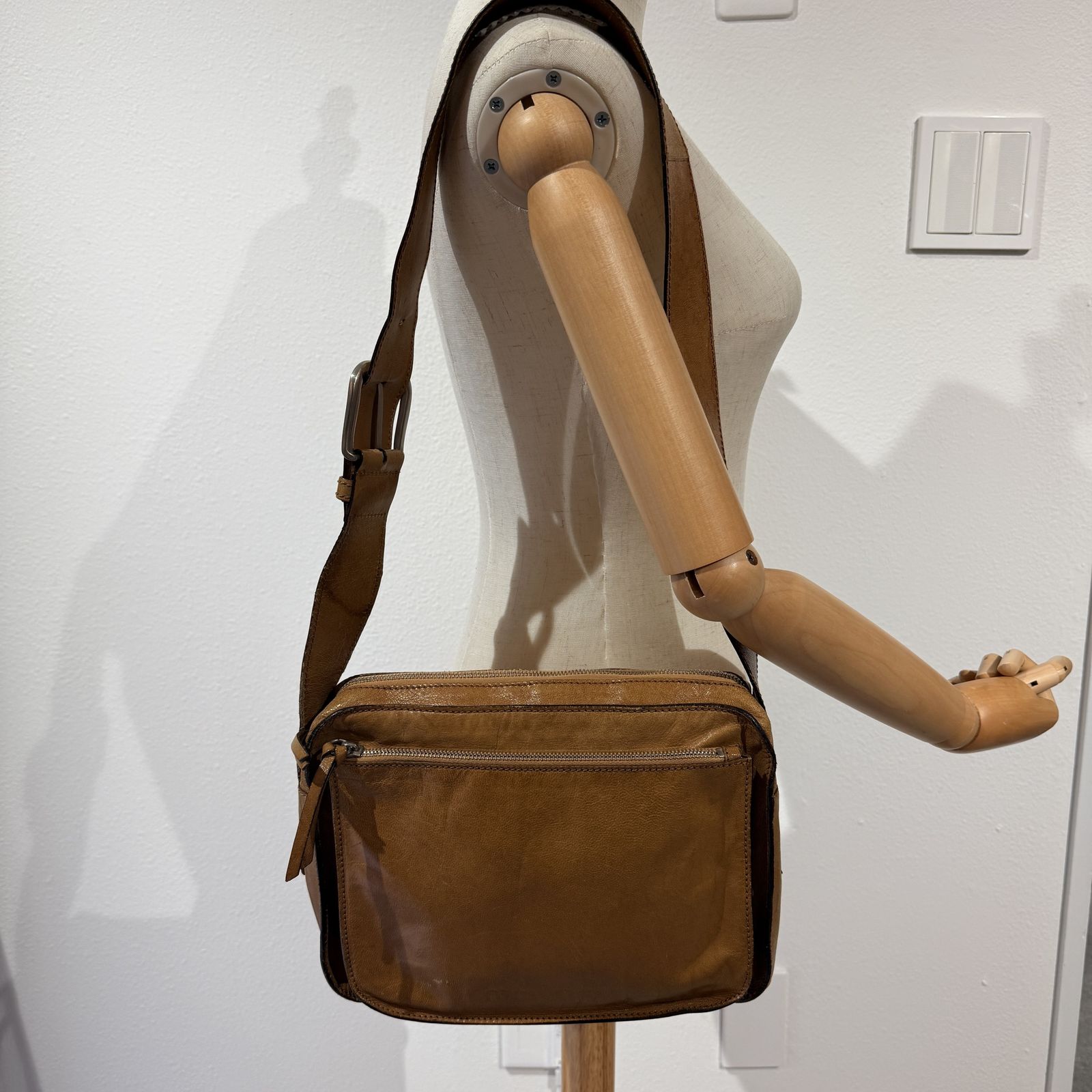 MIU MIU（ミュウミュウ） 90sアーカイブ レザー ショルダーバッグ