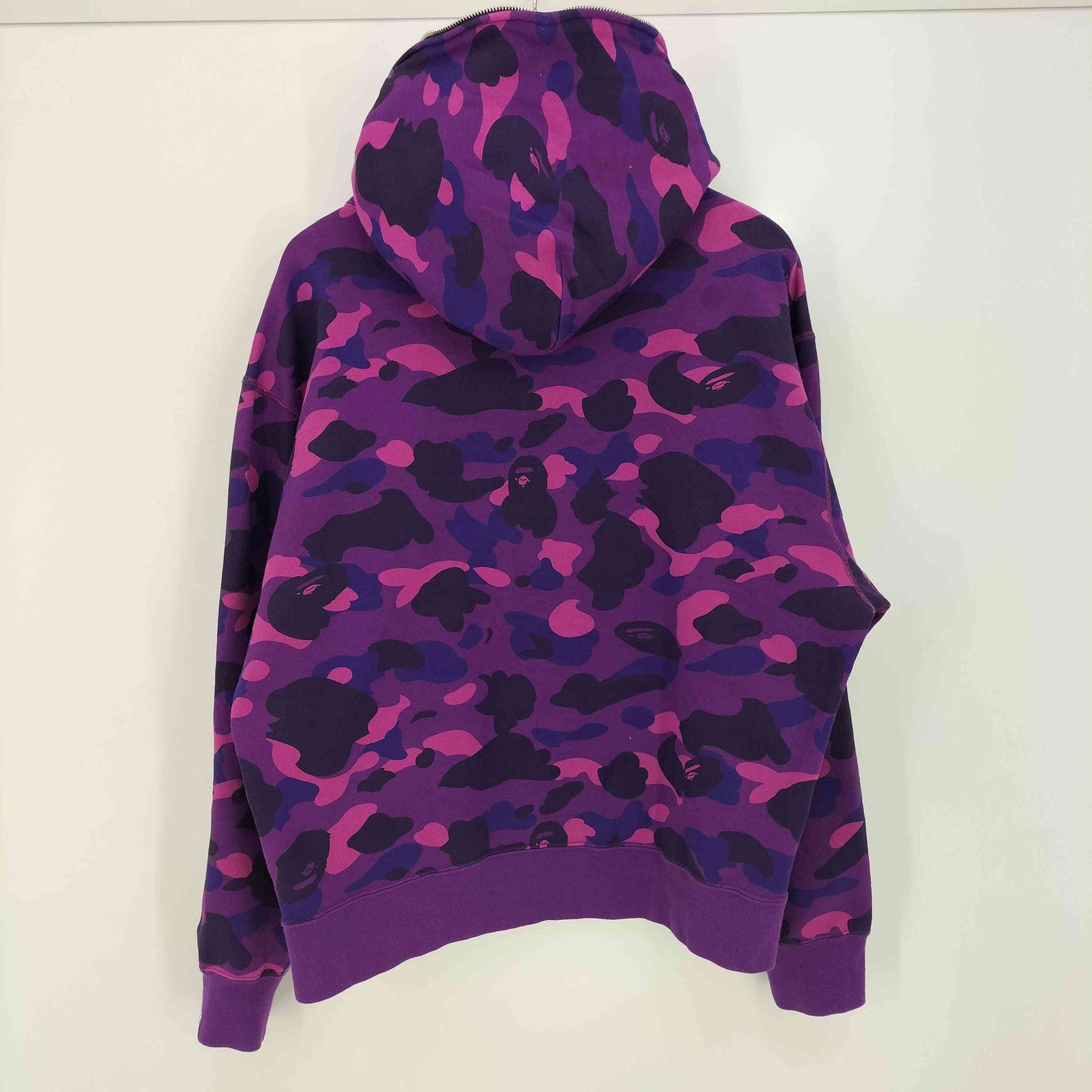 アベイシングエイプ A BATHING APE One Point Color Camo Cropped Full