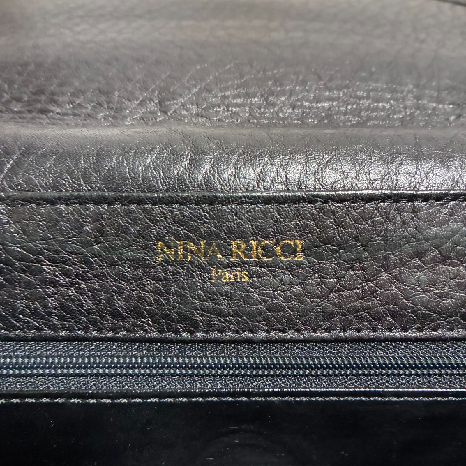 NINA RICCI ニナリッチ クラッチバッグ 黒 レザー ゴールド金具 