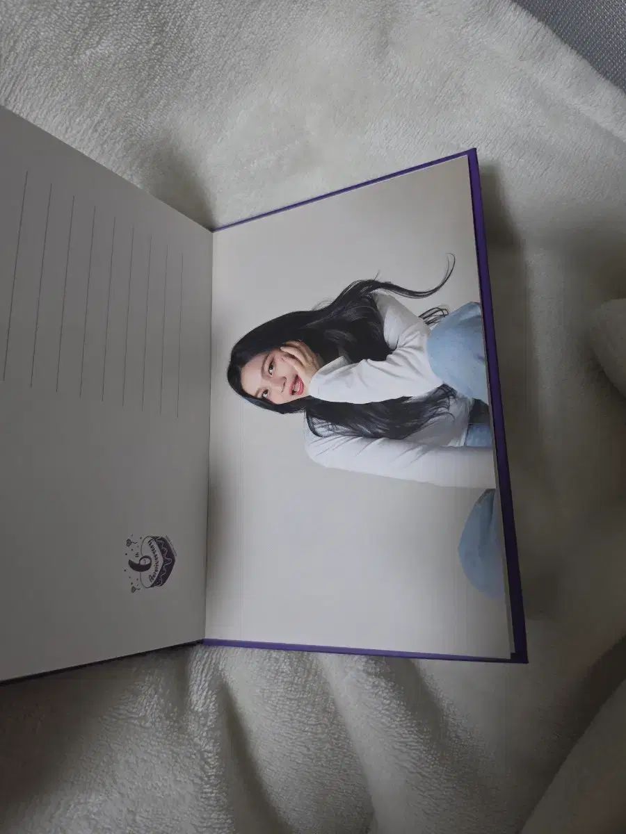 レディース 6周年 はがき ジップ GFRIEND 6th Anniversary - メルカリ