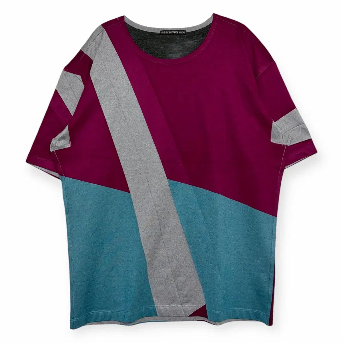 ISSEY MIYAKE イッセイミヤケ マン パータン 半袖 Tシャツ 【公式通販】