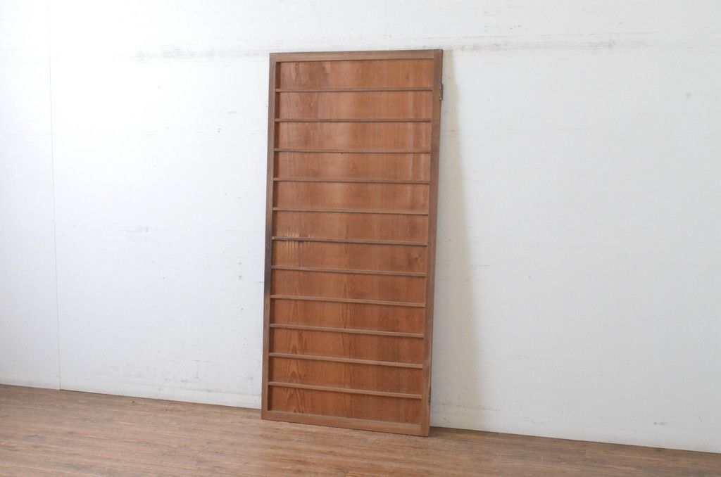 現状販売 舞良戸 アンティーク建具 まいらど 扉 ドア 板戸 4～7営業日前後で発送 修理加工希望の方3ヶ月程で発送 R-065477