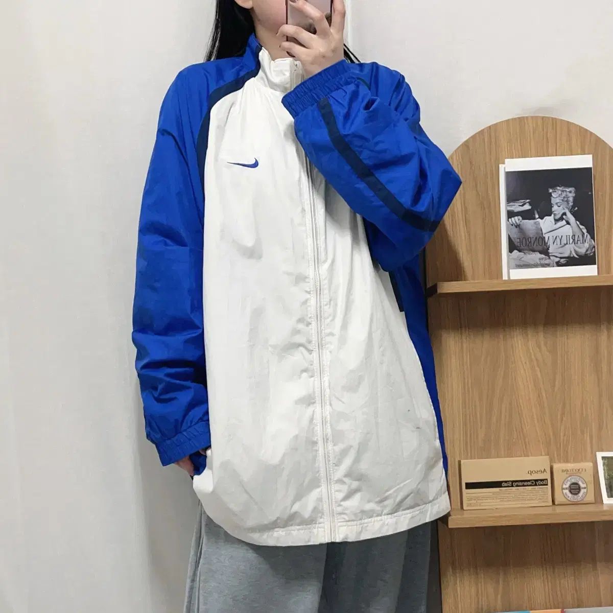 ナイキ 正規品 NIKE ナイキ 白 ブルー スウッシュ ウィンドブレーカー 