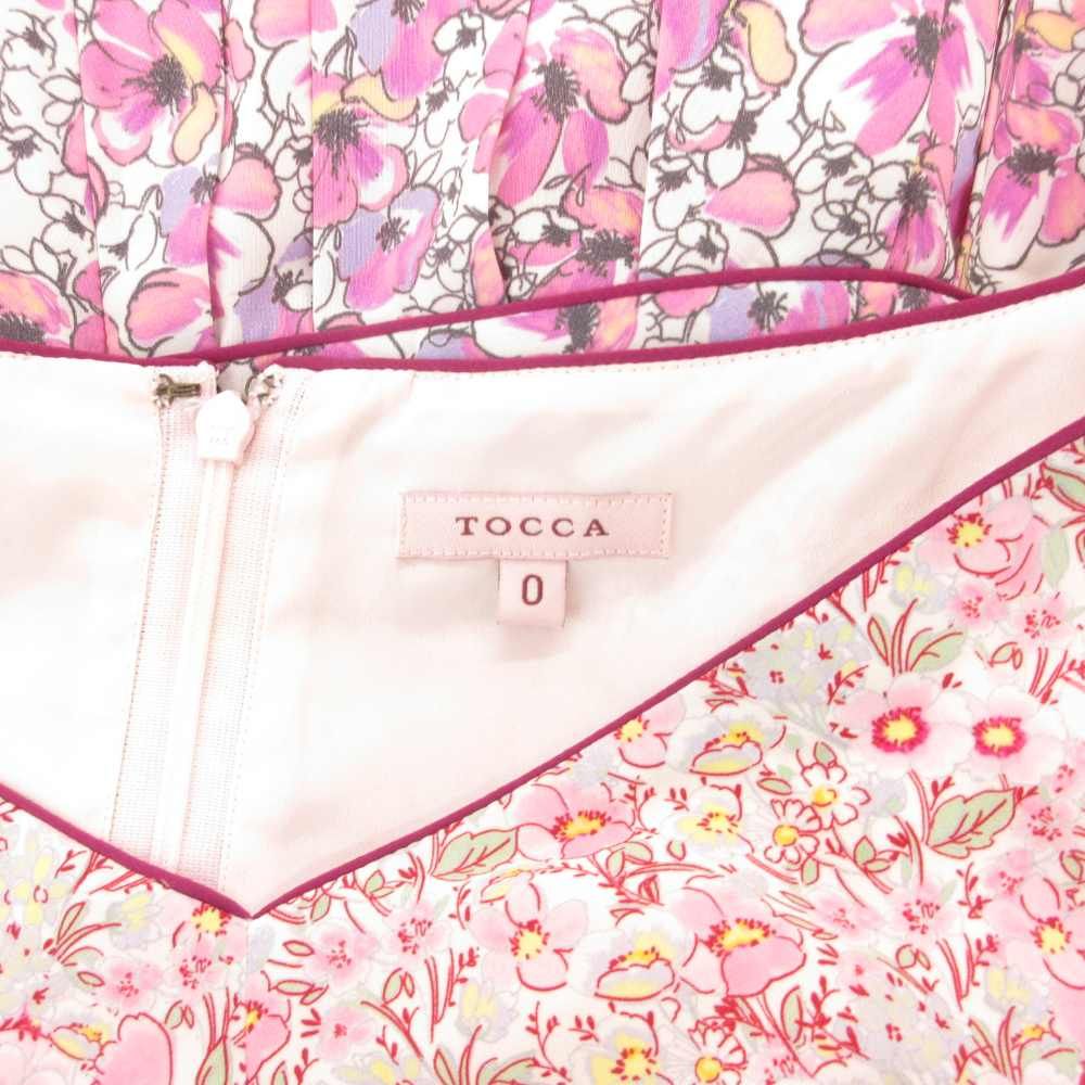 トッカ TOCCA 半袖ワンピース ひざ丈 フラワープリント プリーツ 0