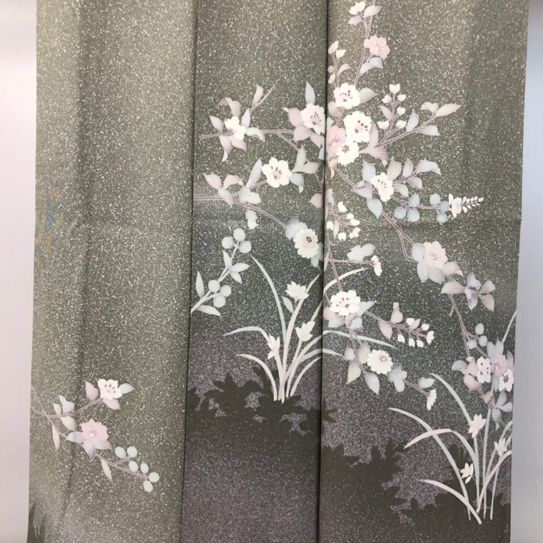 ☆ 付下げ 型染 花草模様 花喰い鳥 暈し 江戸鼠色 縮緬 K-5509 ☆ 付下げ 型染 花草模様 花喰い鳥 暈し 江戸鼠色 縮緬 K-5509 付下げ