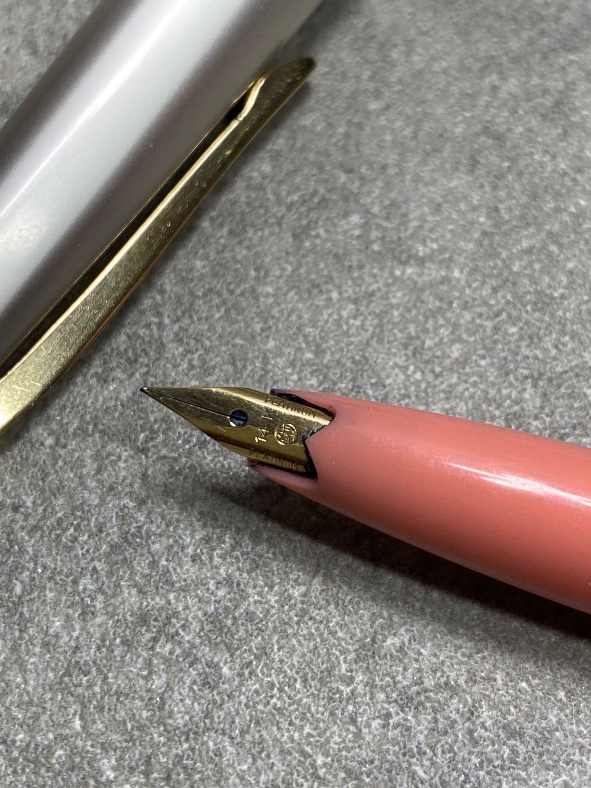 18K・18K-WG・14Kヴィンテージ万年筆 まとめ売り(ジャンク含) 詳細