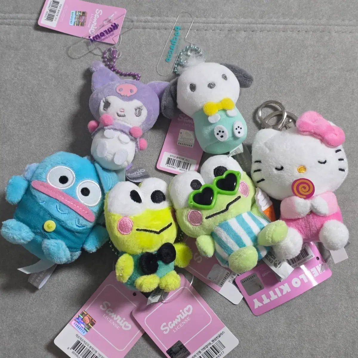 サンリオ ぬいぐるみ キーホルダー まとめ - メルカリ