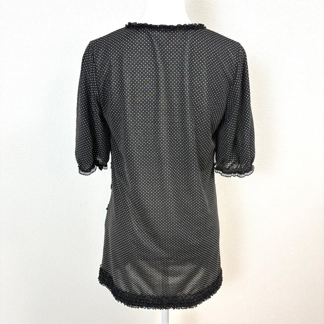 INGEBORG 白ライン黒レース柄チュニック未使用品 INGEBORG 白ライン黒レース柄チュニック未使用品 INGEBORG 白ライン黒