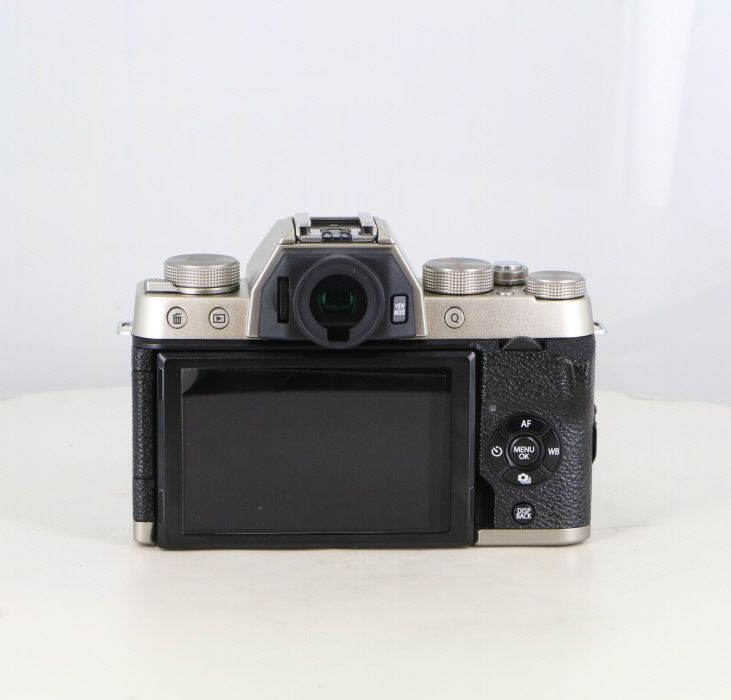 中古】(フジフイルム) FUJIFILM X-T100 シャンパンゴールド ボディ