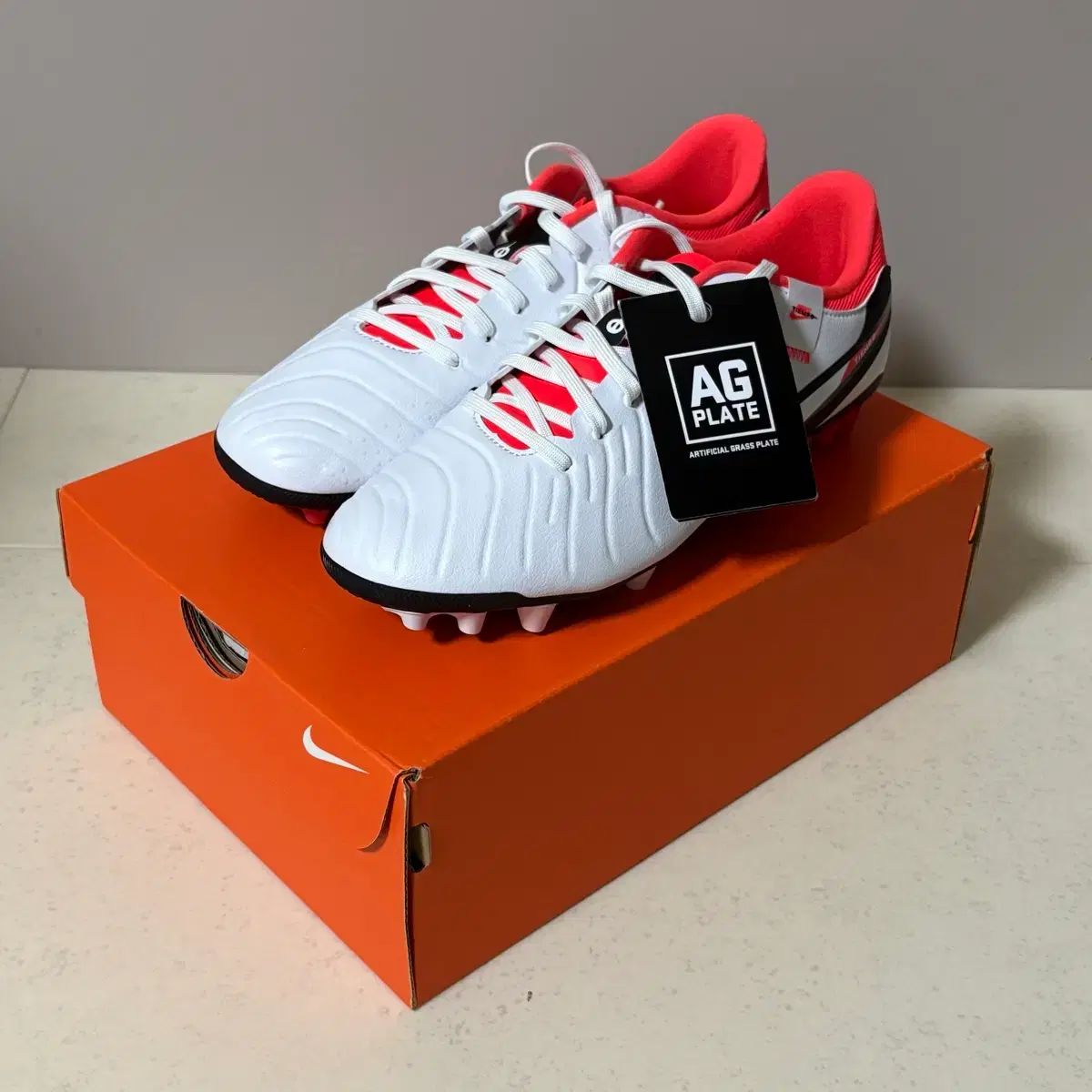 お値引中❤送料無料 2013年 コロナ ホワイト 石油ストーブ 安全ガード