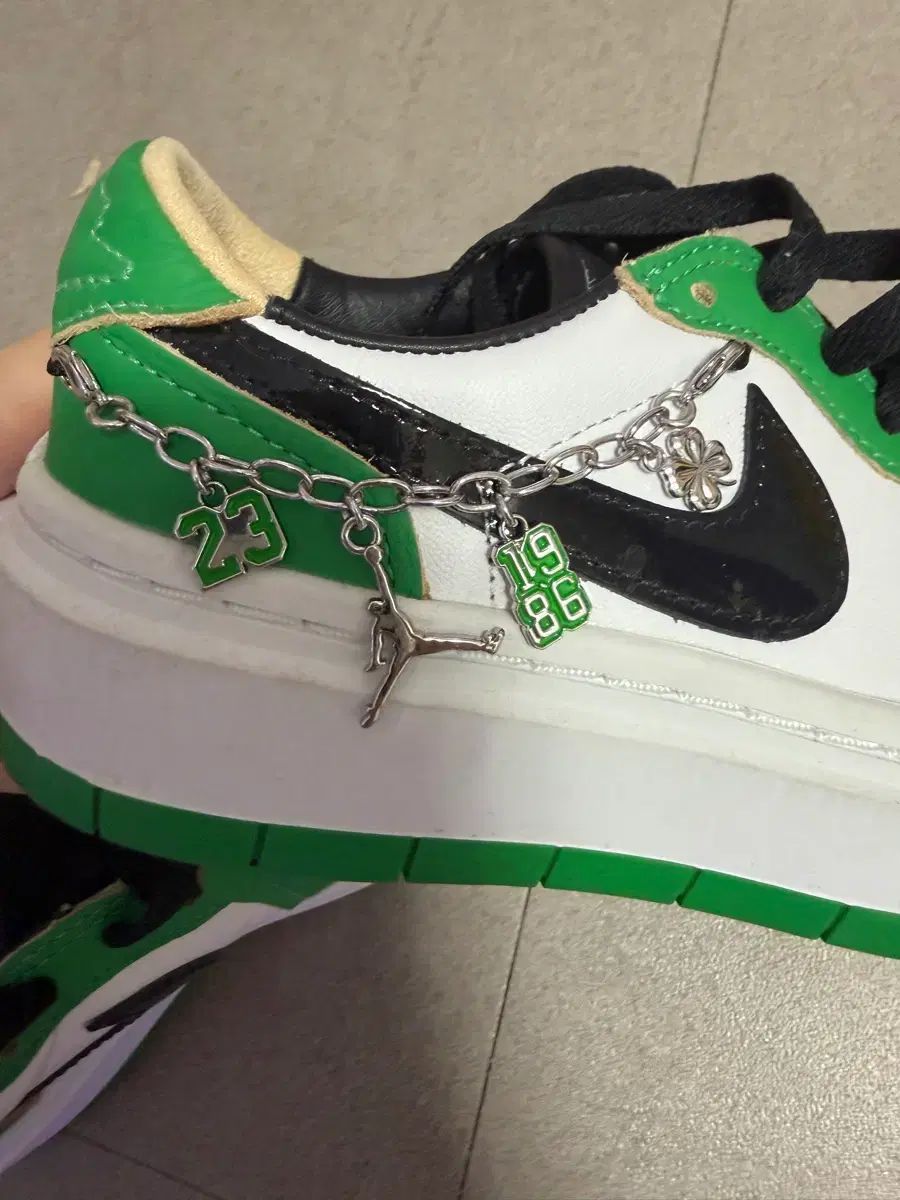 ナイキ エリベート グリーン 220-225