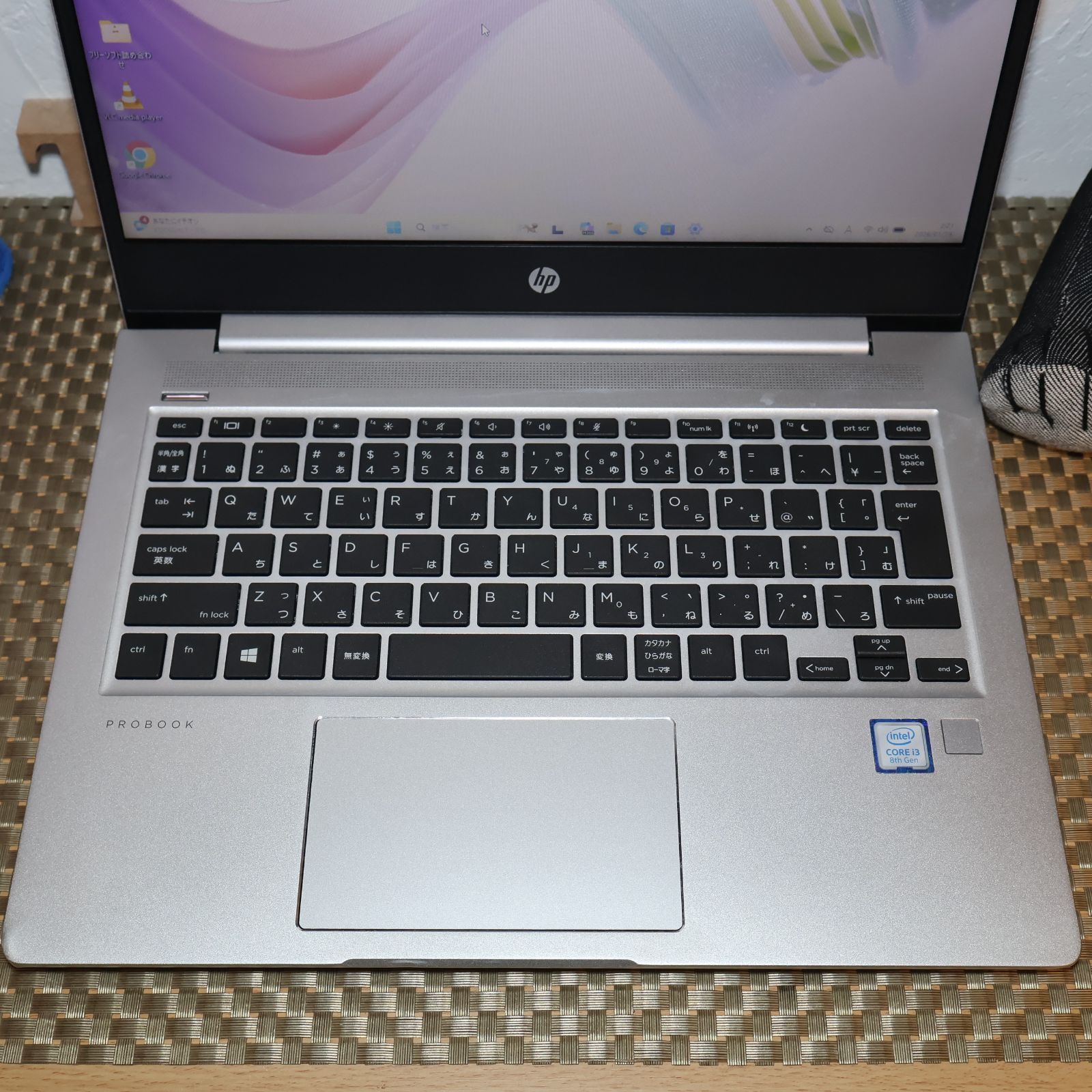 小型！Win11公式対応8世代i3/メ8G/高速SSD/無線/カメラ/TypeC - メルカリ