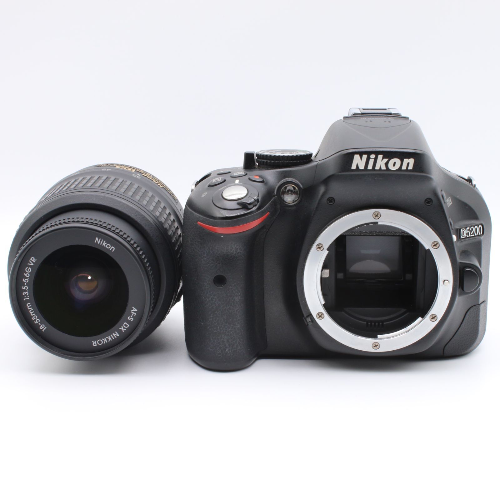 極上品】 Nikon D5200 レンズキット AF-S DX NIKKOR 18-55mm F3.5-5.6G 