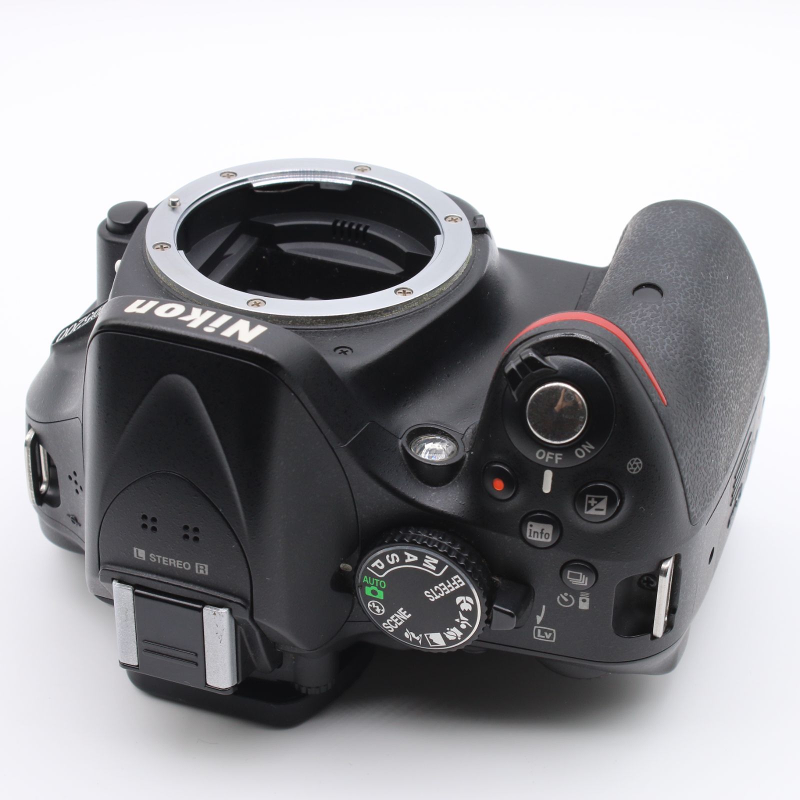 極上品】 Nikon D5200 レンズキット AF-S DX NIKKOR 18-55mm F3.5-5.6G