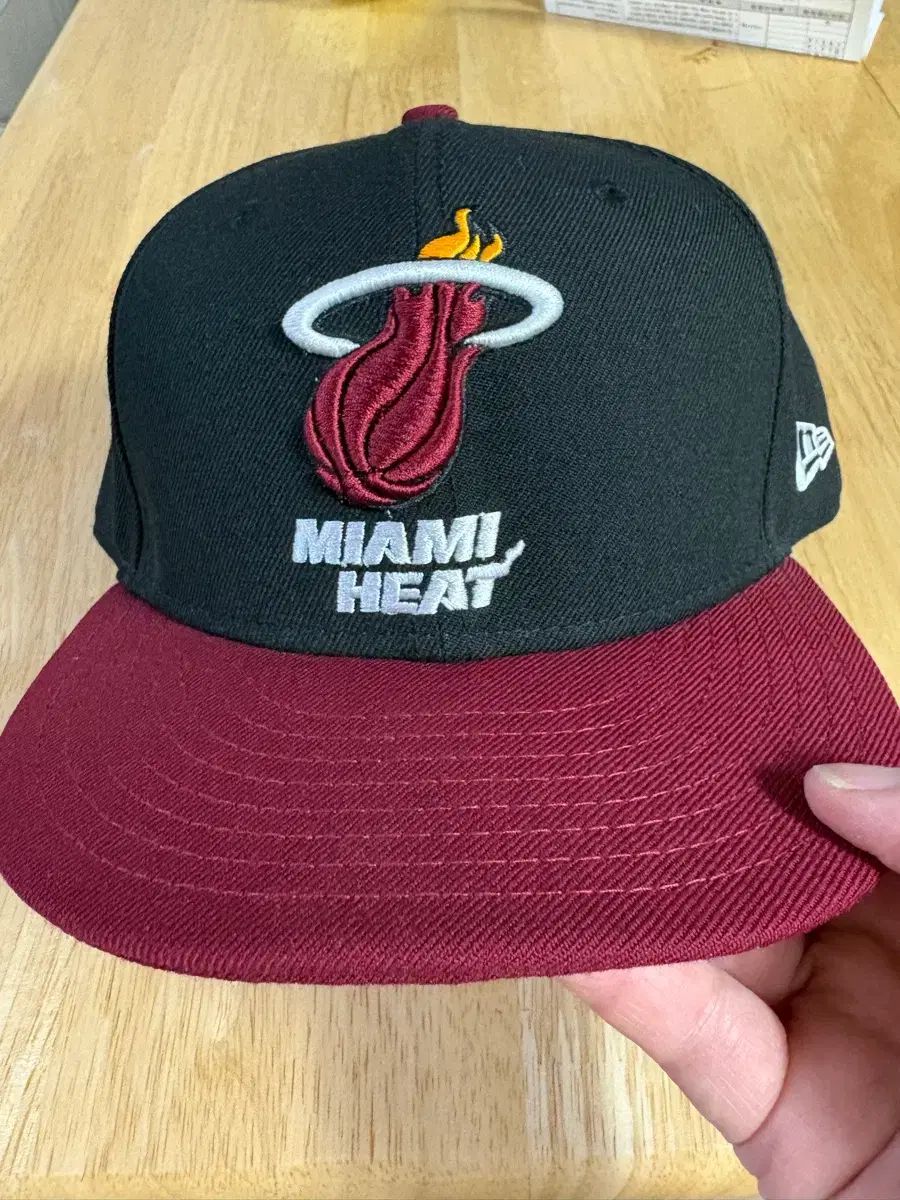 マイアミ ヒート ニューエラ ヴィンテージ ニューエラ マイアミ・ヒート 59FIFTY キャップ 7 5/8 - メルカリ