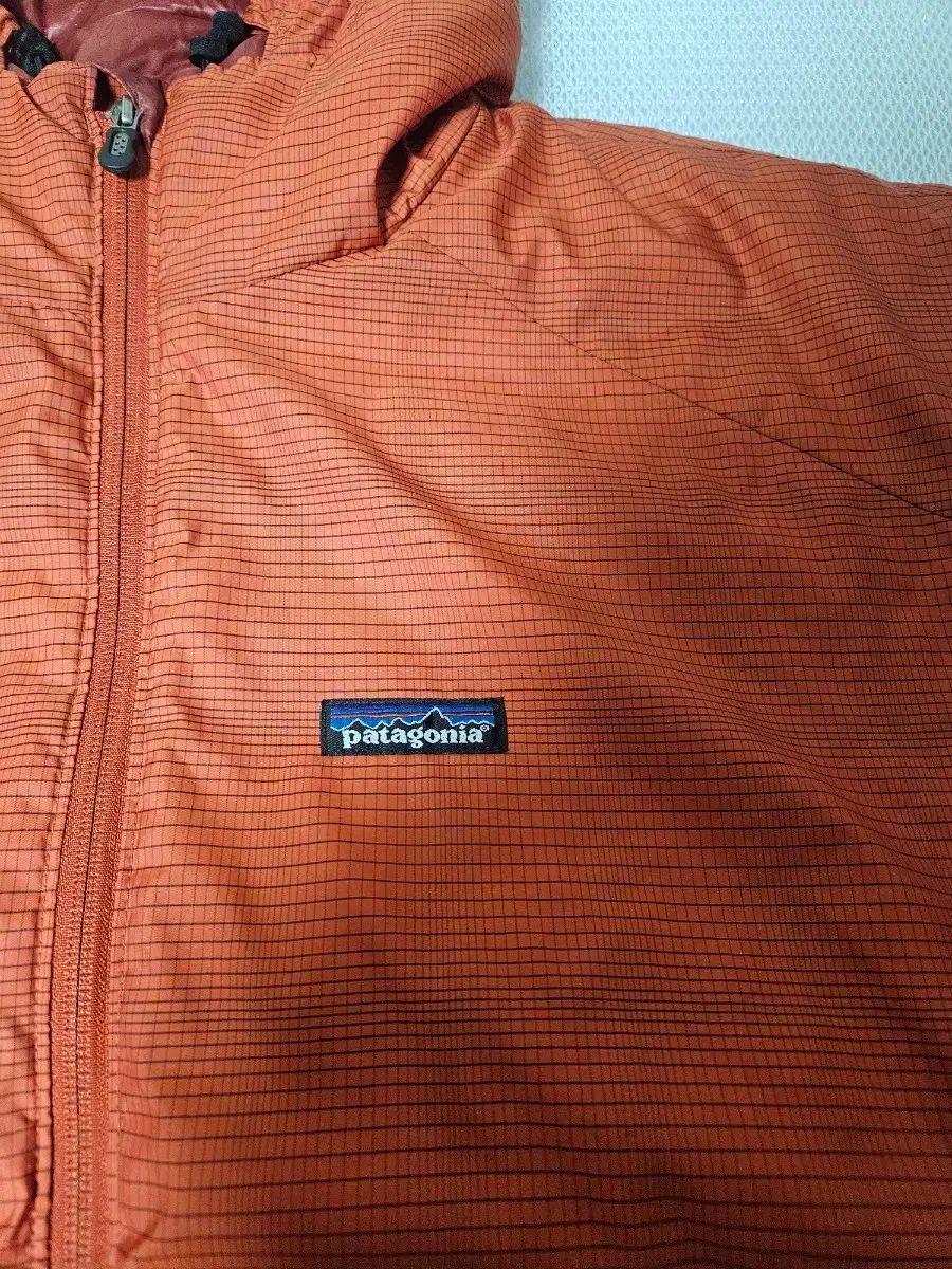 パタゴニア マイクロ マイクロファー パフジャケット オレンジ L ダウン 軽量ダウン