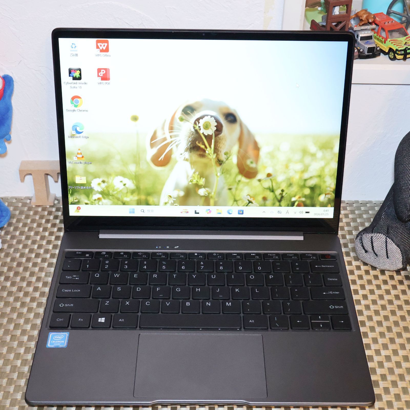 ほぼ新品Win11公式対応/メ8G/SSD/高画質液晶/無線/カメラ/TypeC - メルカリ