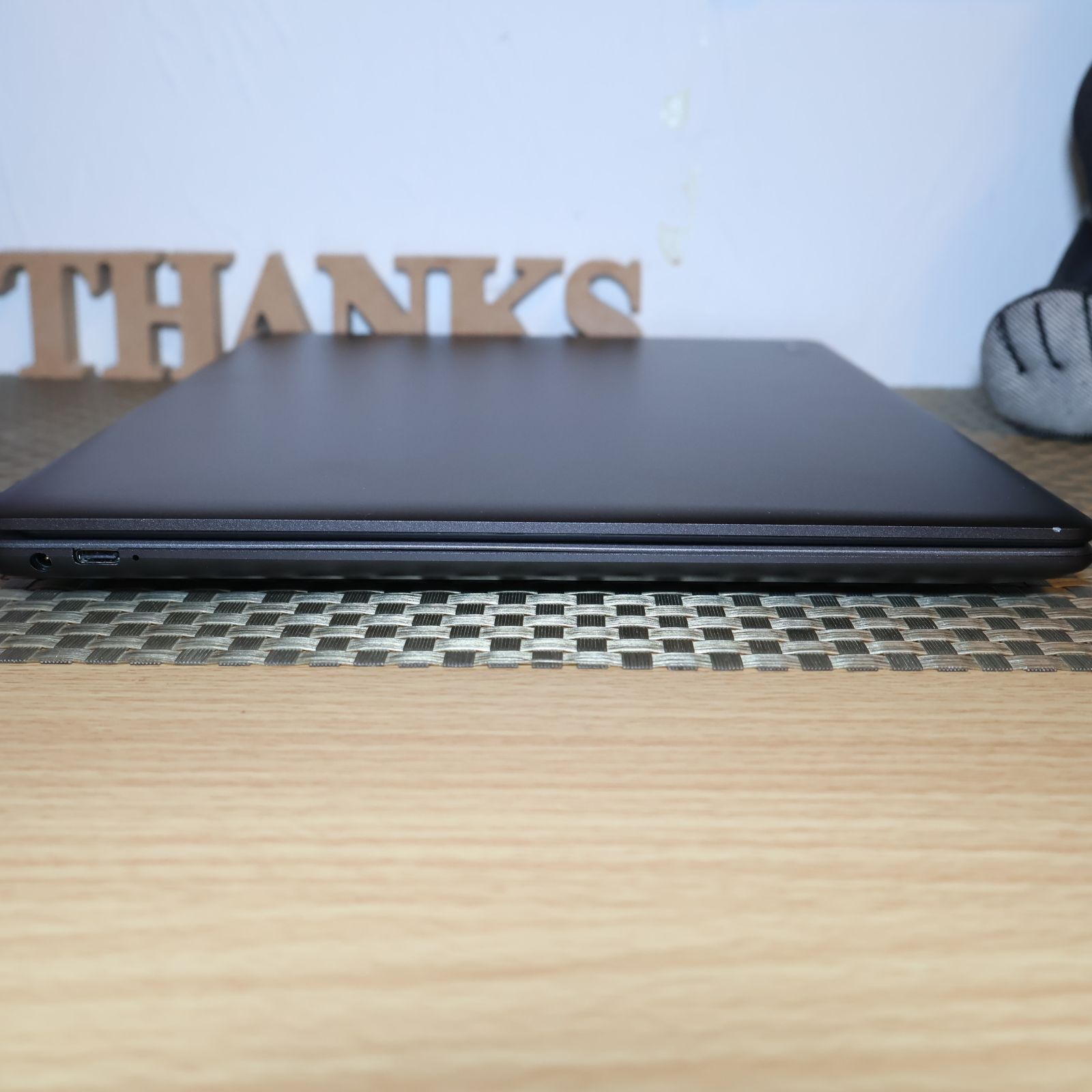 ほぼ新品Win11公式対応/メ8G/SSD/高画質液晶/無線/カメラ/TypeC - メルカリ