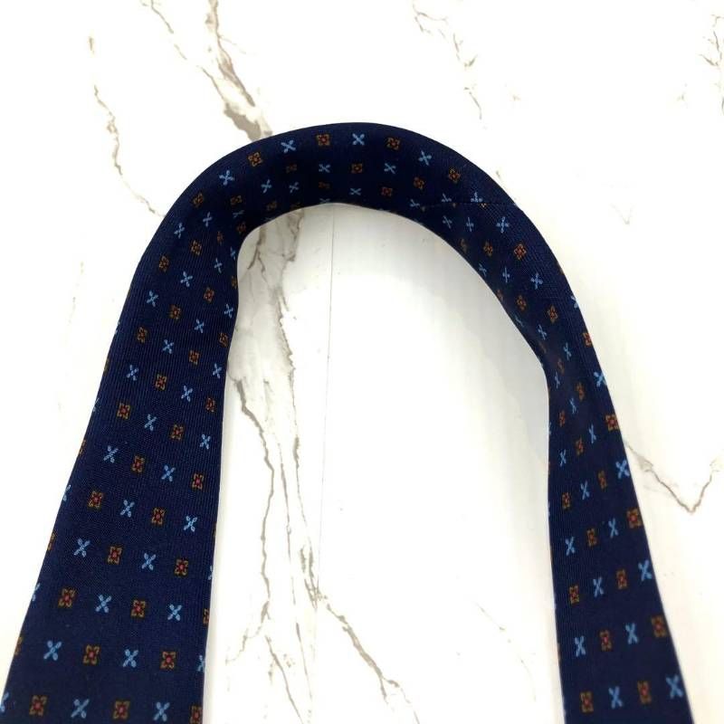 美品 MARINELLA マリネッラ ネクタイ 小紋柄 ジャガード ネイビー 光沢