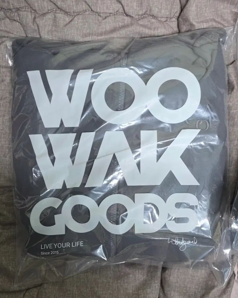 ウーワッグッド Wackgoods ゴーゴー랜ダル フードジップアップ グレー L