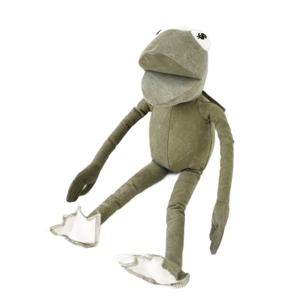 READYMADE ぬいぐるみ　カーキ色 レディメイド READYMADE FROG MAN フロッグマン ぬいぐるみ カーキ