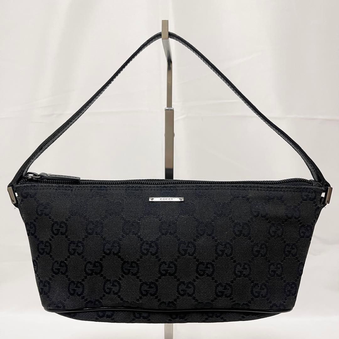 GUCCI グッチ ブラック キャンバス アクセサリーポーチ ハンドバッグ 小物 GUCCI グッチ アクセサリーポーチ ハンドバッグ GGキャンバス レザー