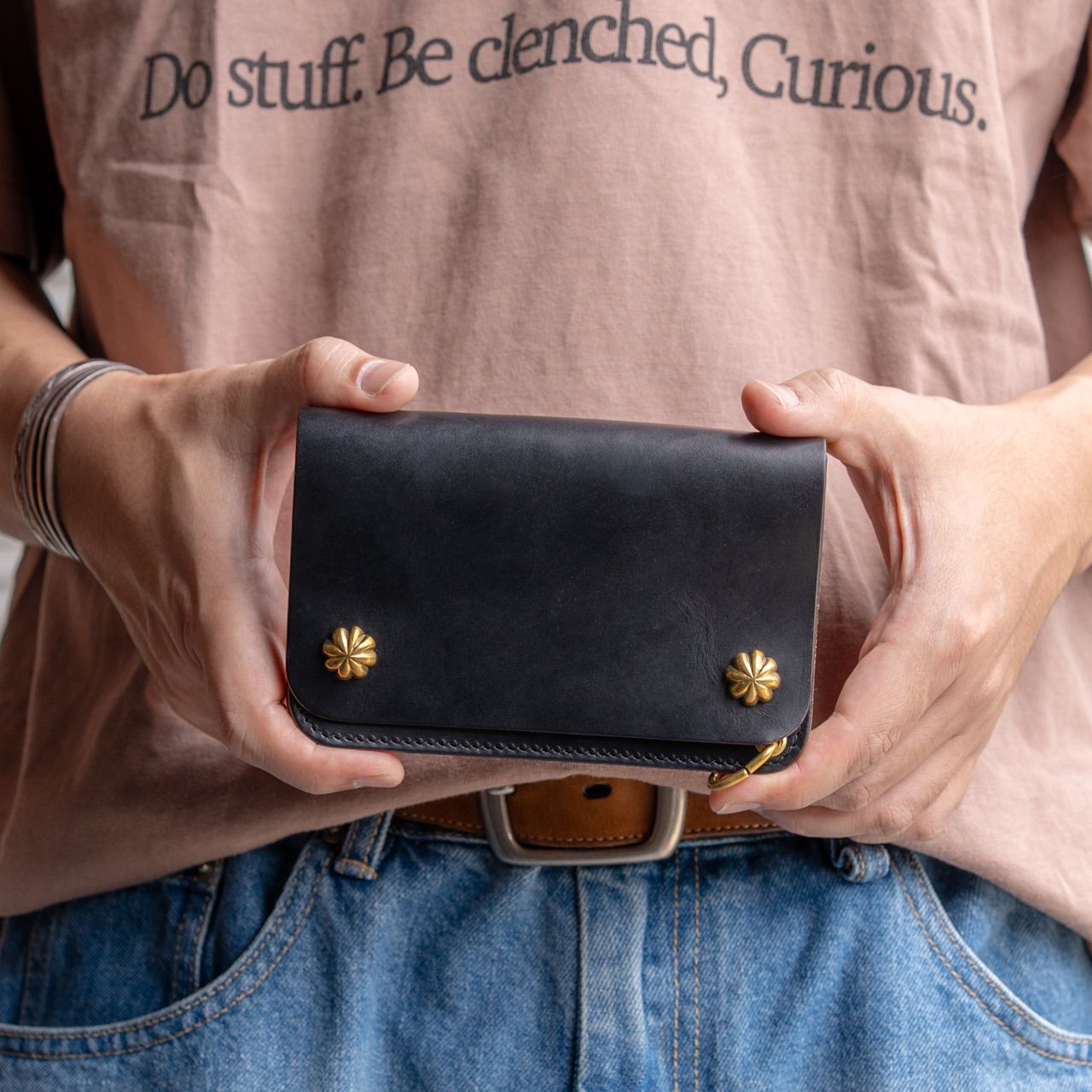 クロムエクセル　トラッカーウォレット　ミドル　黒　茶心　3層　HORWEEN HORWEEN CHROMECEL 茶芯ブラック ミドルトラッカーウォレット 3層